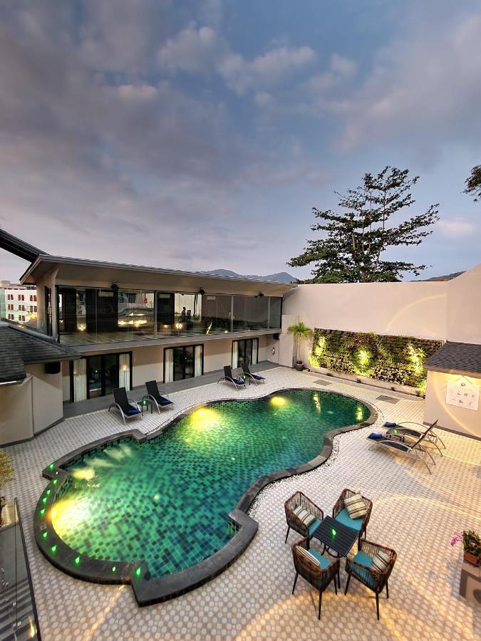 Zo Amalthea Hotel Patong Exterior foto